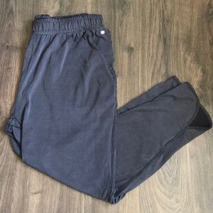 American Eagle Capri Lounge Pant